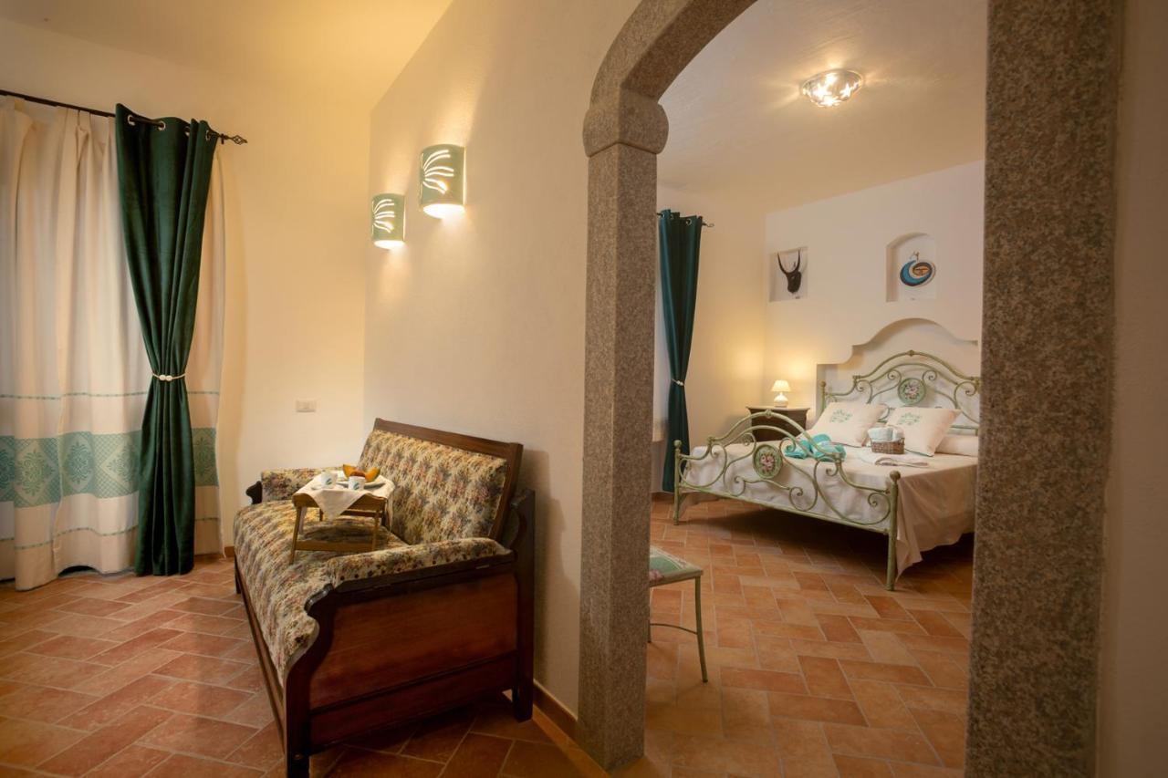 Vincent House Hotel Santa Teresa Gallura Ngoại thất bức ảnh